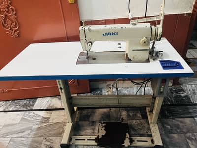 Seewing machine - JAKI used