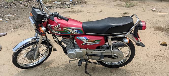 Honda CG 125 2023 mukamml genuine ha first hand registered 0339405O857