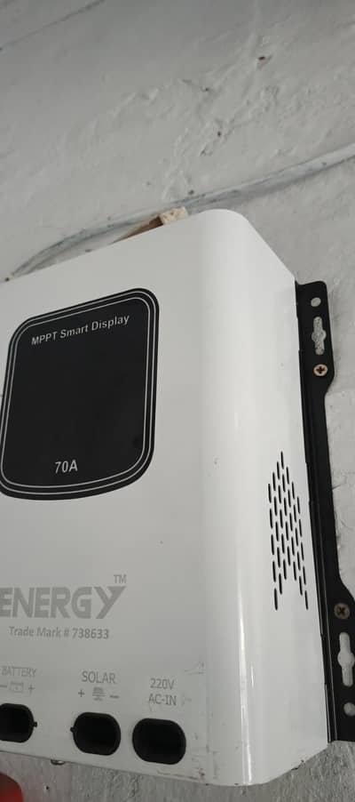 Energy 70A hybrid inverter 12v and 24 v use ph 03214355126 never use