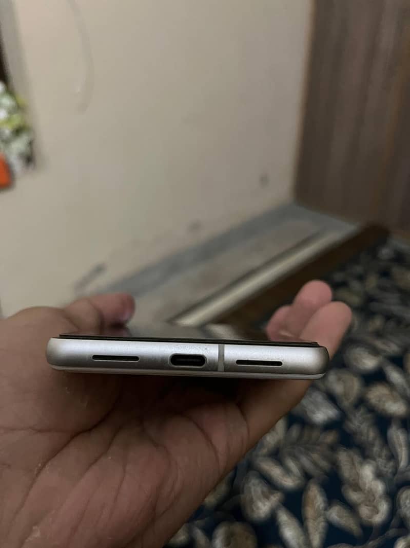 Google Pixel 7 2