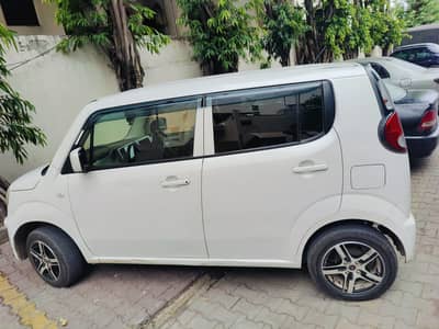 Nissan Moco 2015