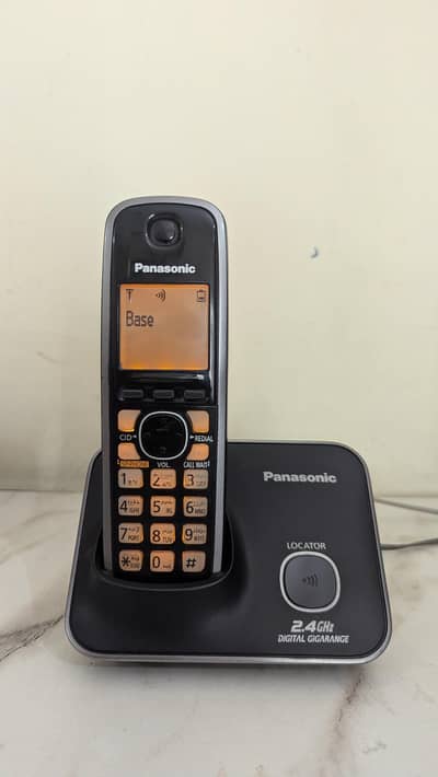 Panasonic cordless phone KX-TG3711BX 100% working