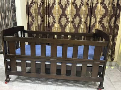 Premium Quality Baby Cot/Crib for Sale - Excellent Condition