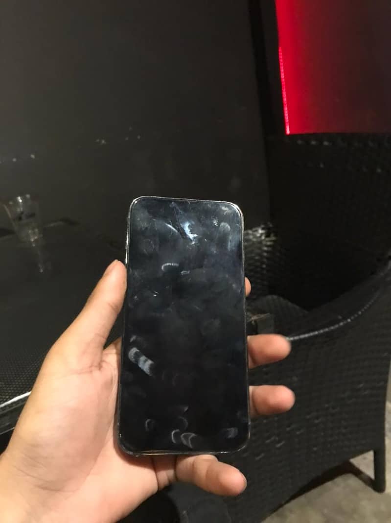 Apple iPhone 13 Pro 0