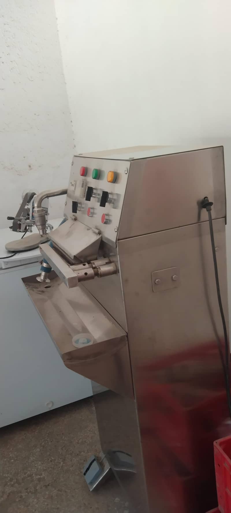 packing machine 1