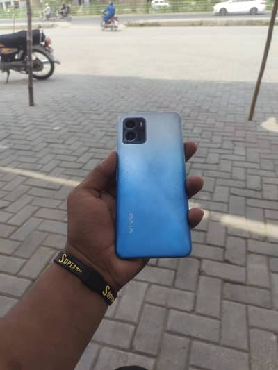 vivo y15s mobile 3/32 no issue all ok urgent sale need money