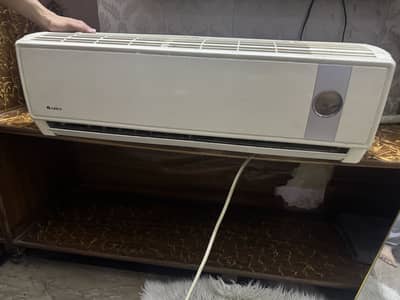Used Gree AC for sale fully working
