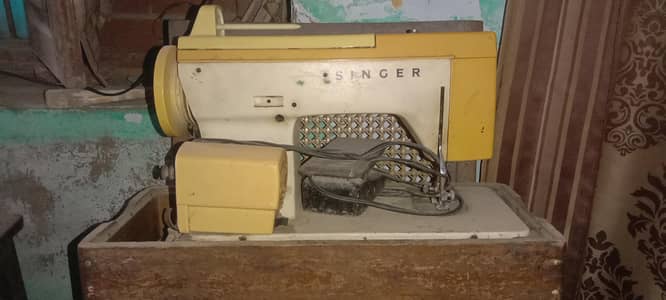 Singer Swing machine for sale Urgent good condition