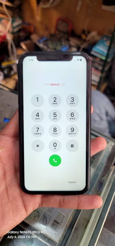 Apple iPhone XR