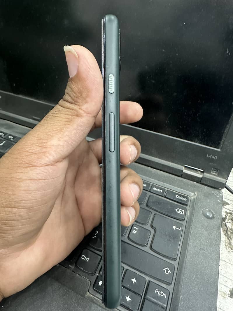 Google Pixel 5a 4