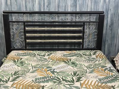 Queen Size Iron Bed