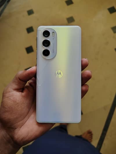 Motorola Edge plus 5G UW 2022