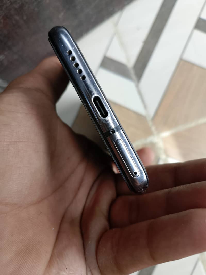 One Plus 7T 6