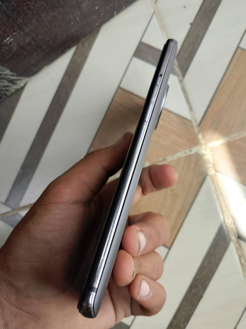 One Plus 7T 8