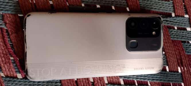 Tecno Spark 8C