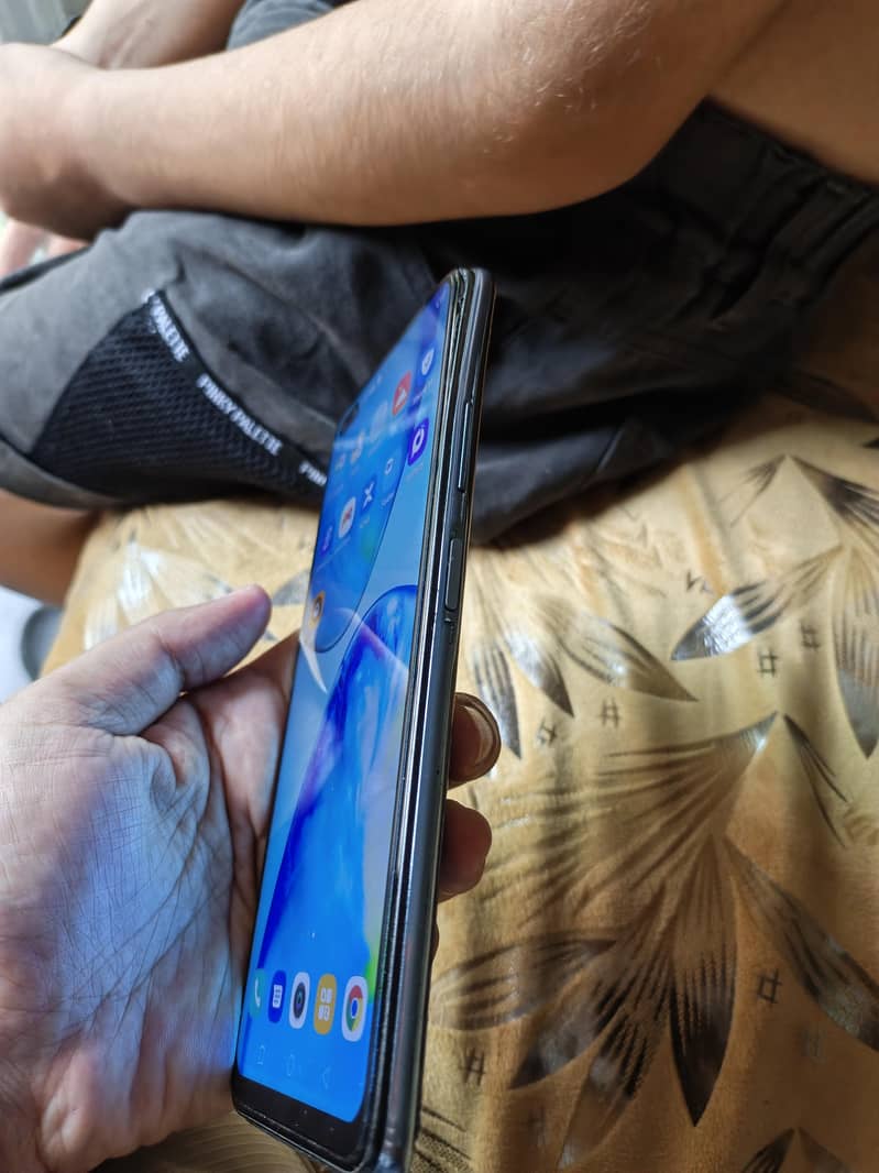 Infinix Note 8 4