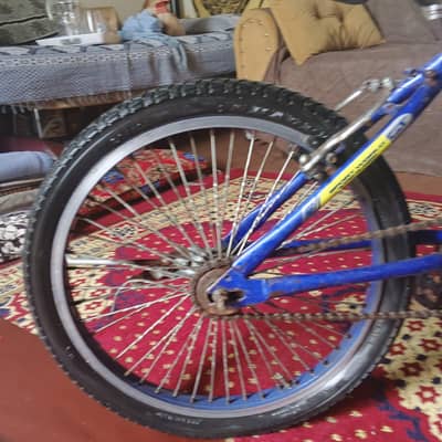 streethawk bycycle in blue colour