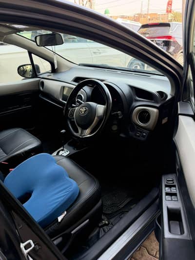 Toyota Vitz 2011