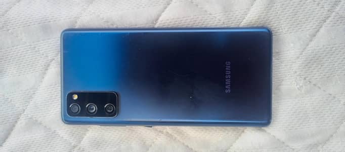 sumsung galaxy S20FE