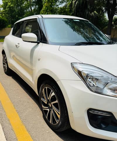 Bumper to Bumper 2023 Swift GL CVT