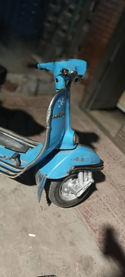 vespa scooter