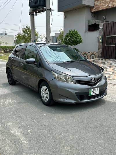 Toyota Vitz 2011