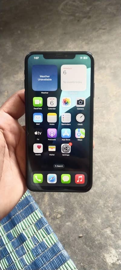 iPhone XS Max 64GB Factory unlock face id on totally genuine