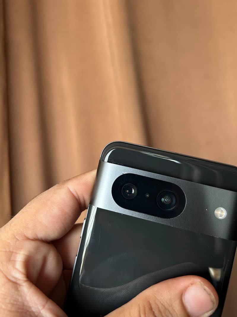 Google Pixel 8 1