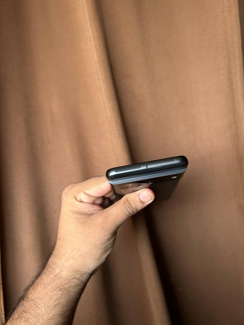 Google Pixel 8 2