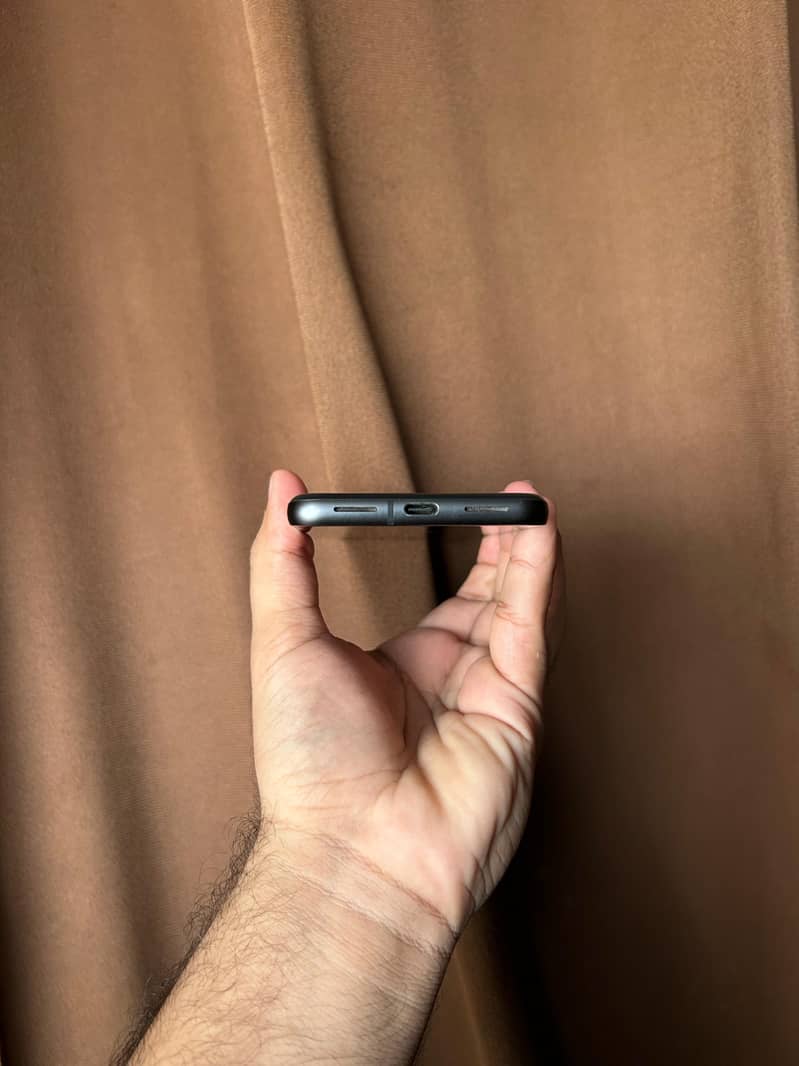 Google Pixel 8 3