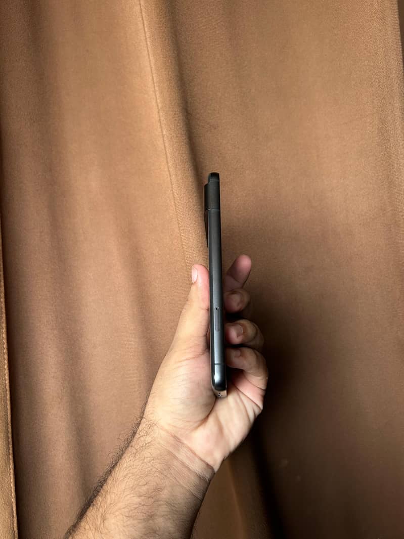 Google Pixel 8 5