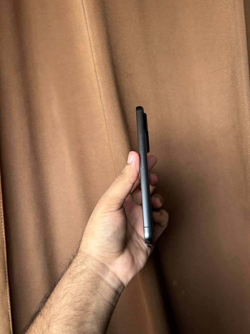 Google Pixel 8 6