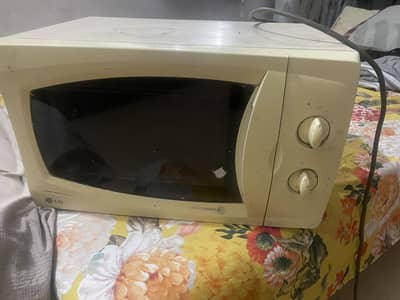 DAWLANCE MICRIWAVE OVEN FOR SALE