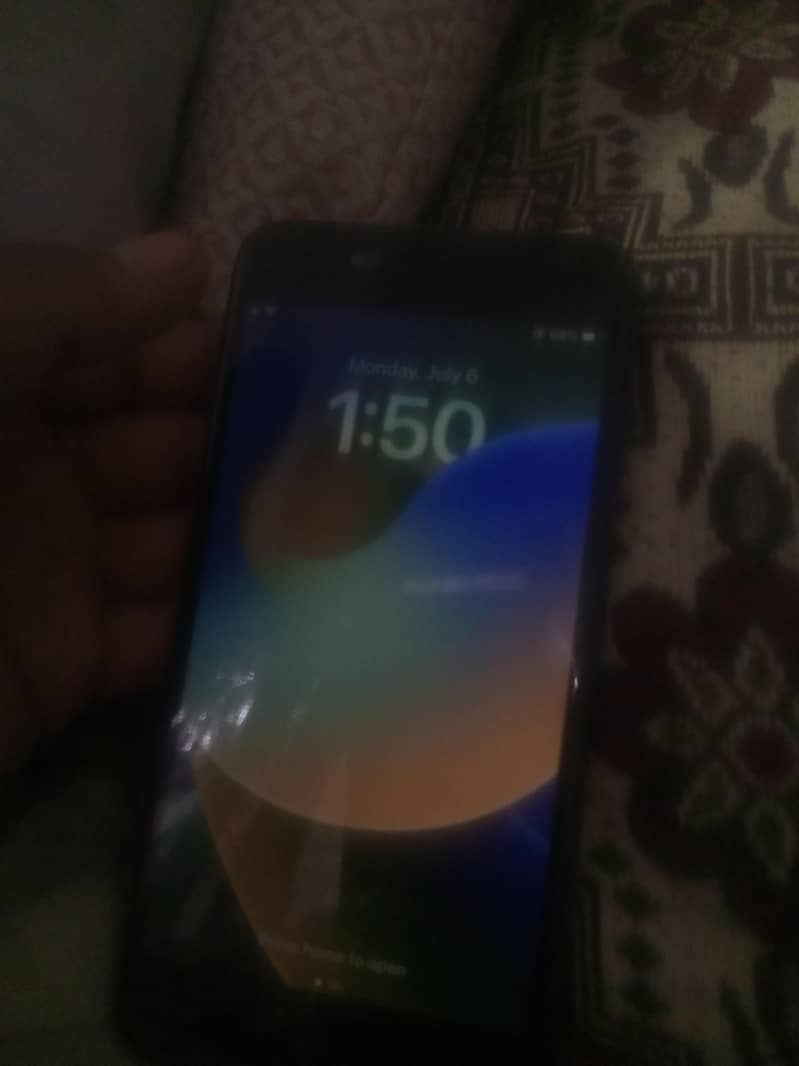 Apple iPhone 8 Plus 1