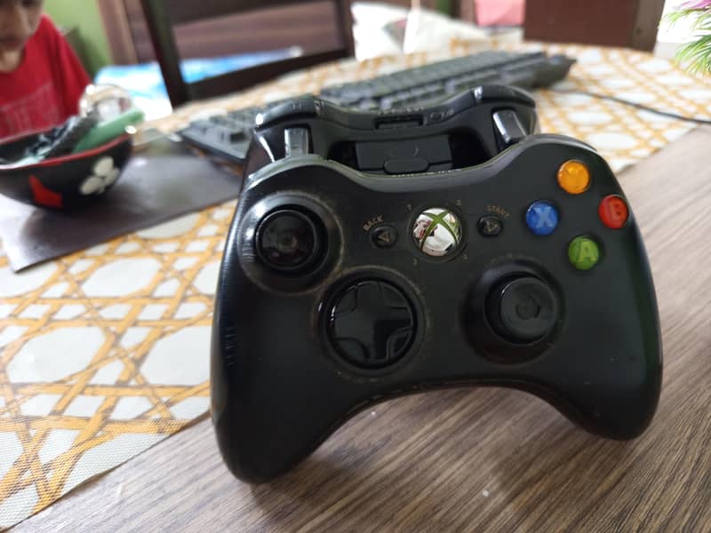 ORIGINAL XBOX 360 CONTROLLER 2