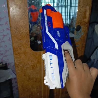 6 bullet gun