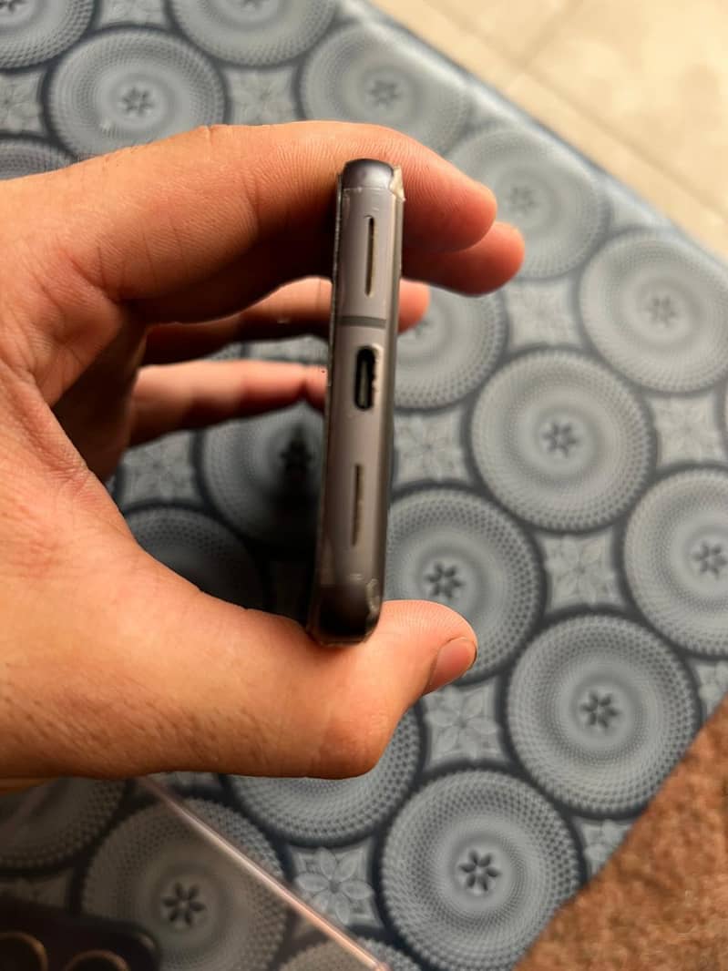 Google Pixel 8 2