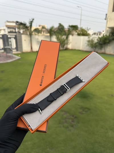 Apple watch Band (Hermes + Black Unity) Band