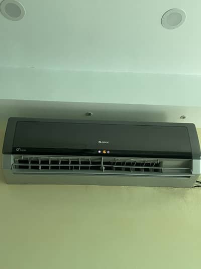 Best condition 10 out 8 1 week warranty