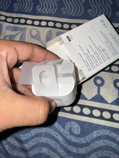 20 w iPhone original charger