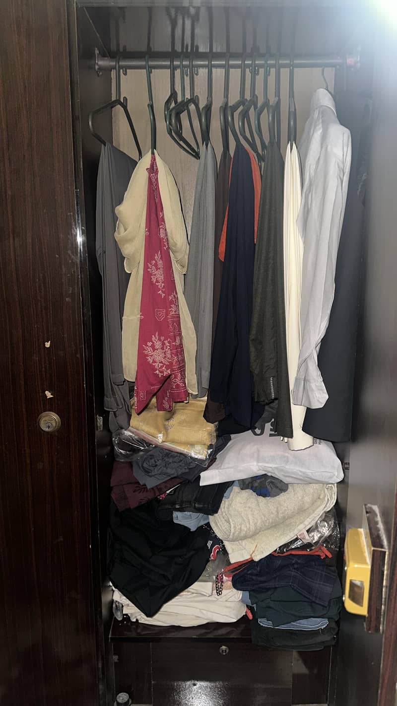 Cupboard 0