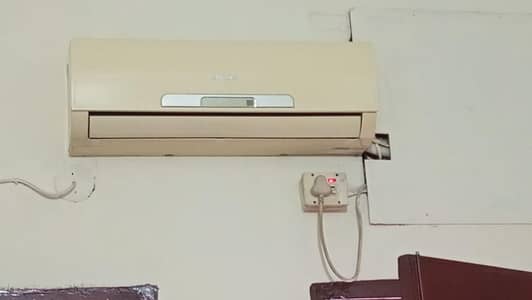 Orient ac 100 percent working condition