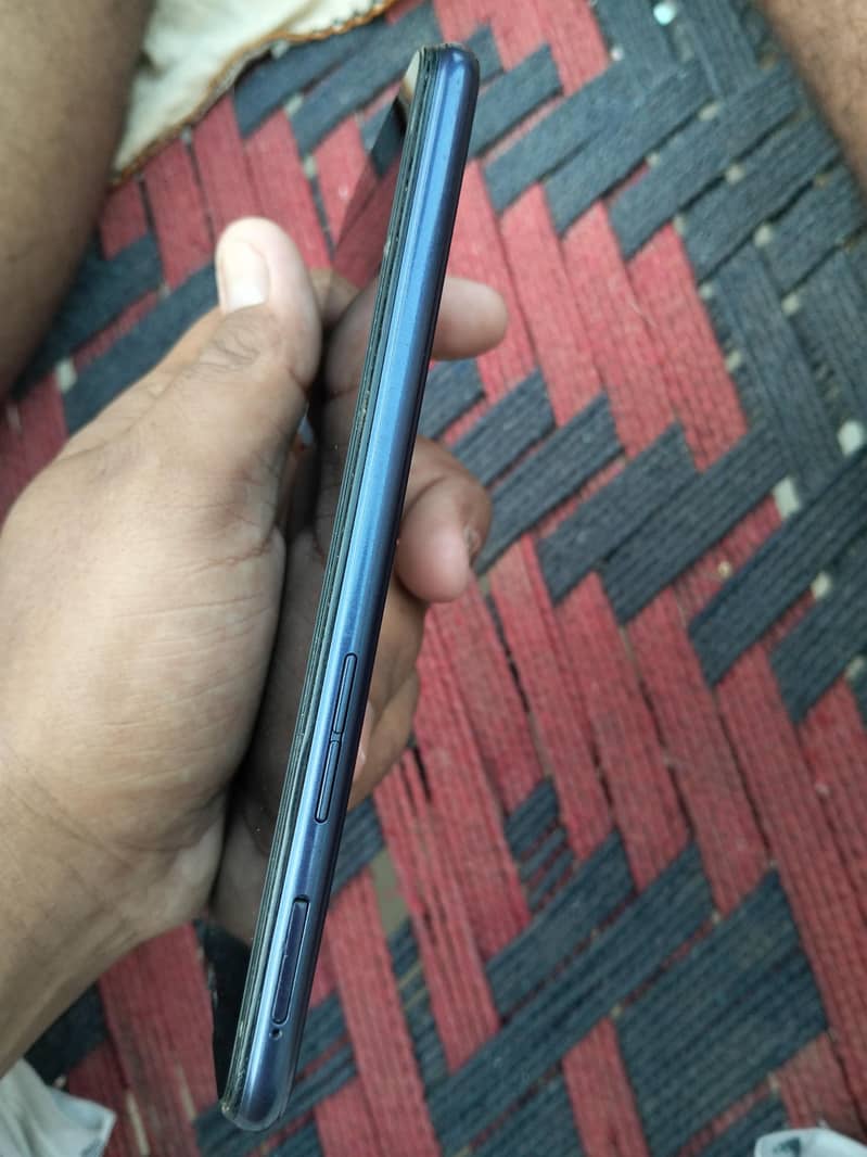 OPPO A3s 5