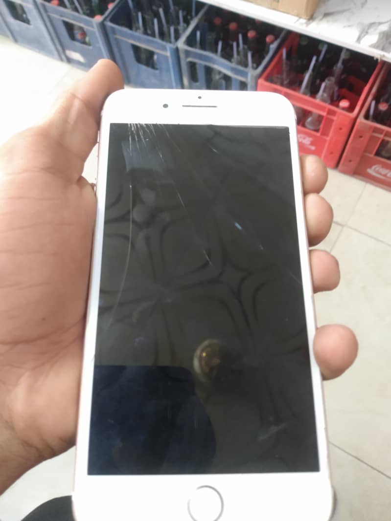 Apple iPhone 7 Plus 1