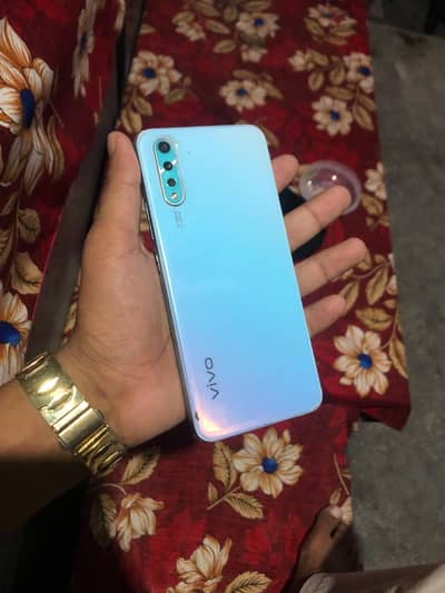 Vivo S1