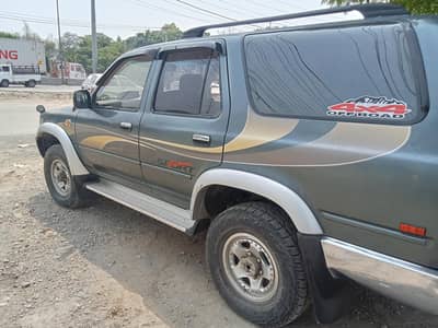 Toyota Hilux Surf jeep Automatic in excellent condition