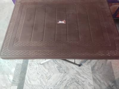 Plastic Tables 5 Pieces