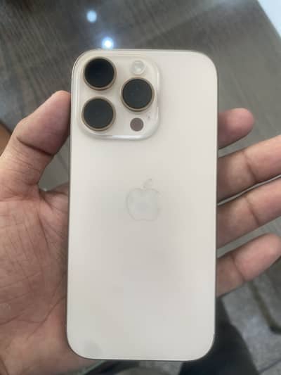 Apple iPhone 16 Pro