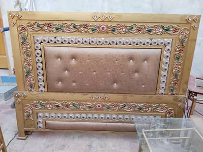 complete bed set with dressing