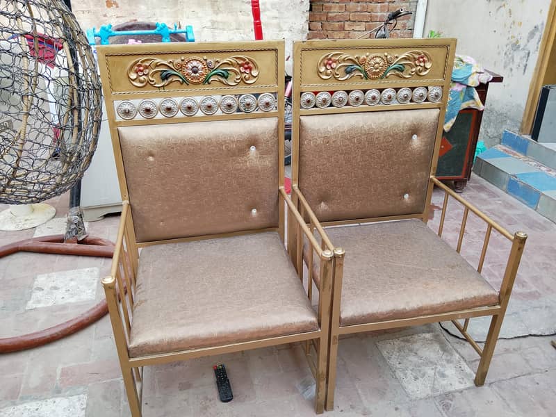complete bed set with dressing 4